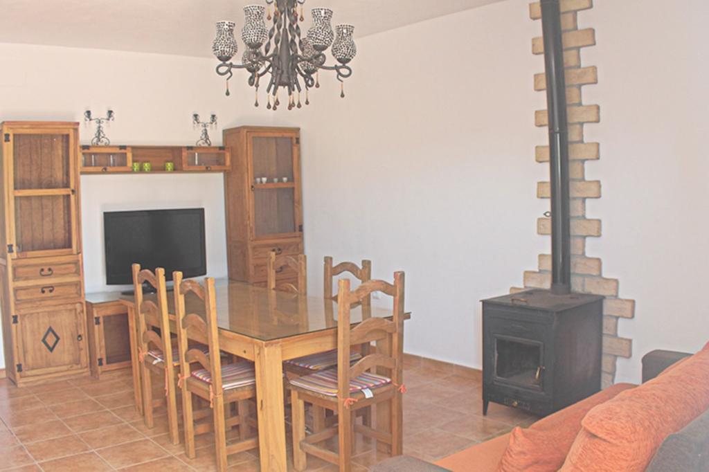 Chalet Arroyo Majadales 108 コニル・デ・ラ・フロンテラ エクステリア 写真